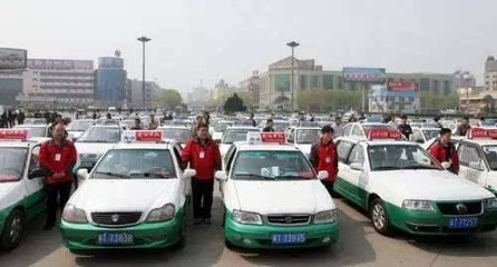 衡水電動(dòng)出租車決策反思 無樁先行，如何駛向綠色未來？